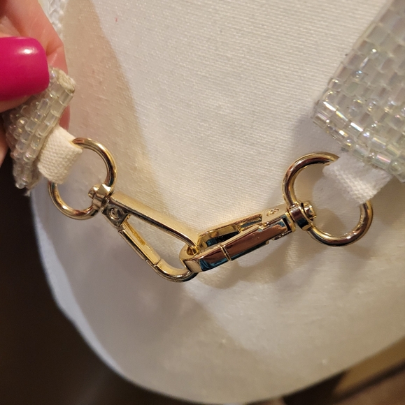 Elegant Silver Beaded Strap - Picture 4 of 5